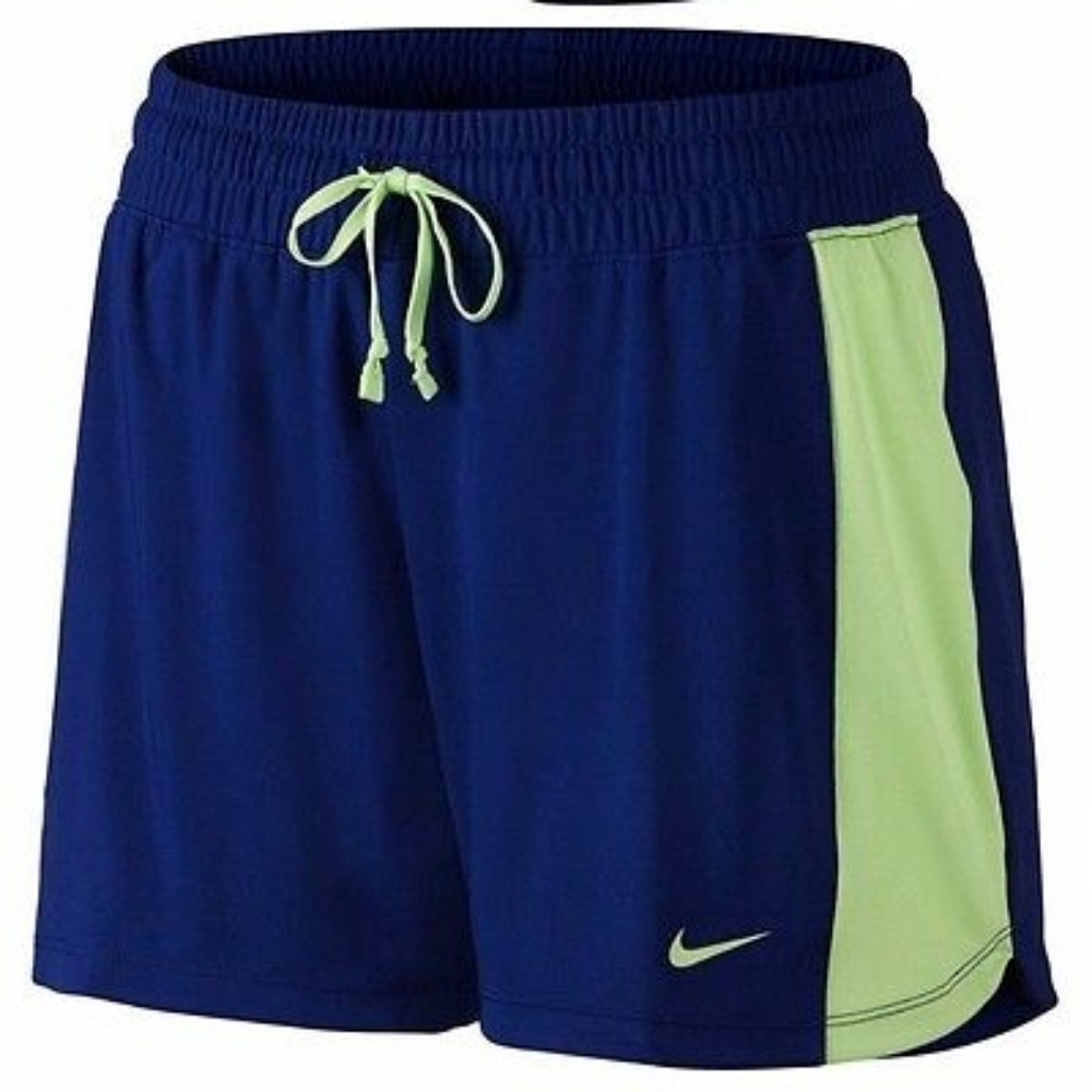 Womens Nike 4.5" Dri-FIT InfiKnit shorts, sz small